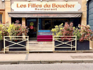 Les Filles Du Boucher