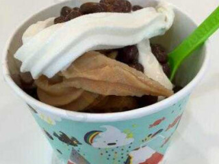 Tutti Frutti Frozen Yogurt