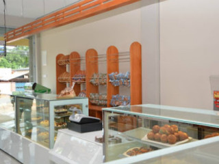 Thinesh Bake House