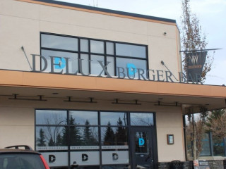 Delux Burger Bar