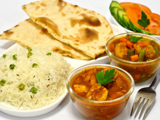 Indian Villa Curry-n-cakes