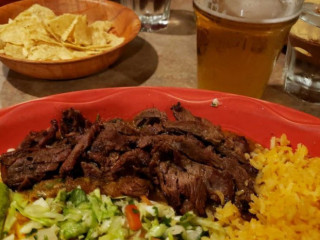 Cilantros Parrilla y Cantina