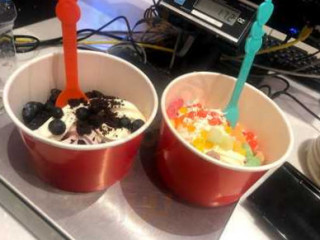 Tutti Frutti Frozen Yogurt