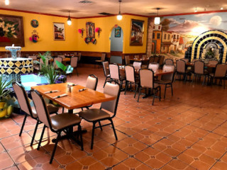 La Fuente Restaurant