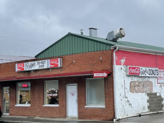 Ralph's Donut Shop