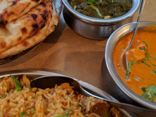 Malhi Sweets Indian Cuisine