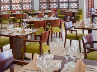 The Crowne Plaza Sohar