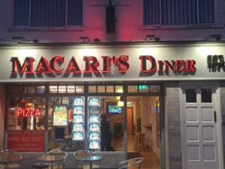 Macari's