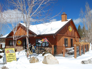 Grizzly's Bear Belly Deli