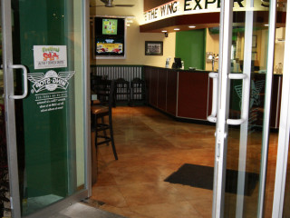 Wing Stop Montejo