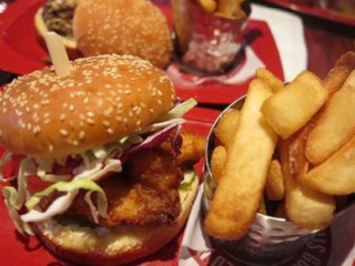 Red Robin Gourmet Burgers