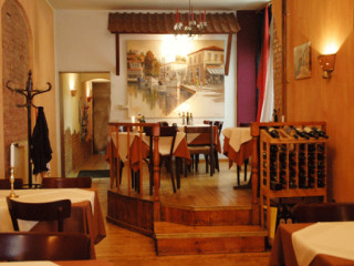 Taverna „to Koutouki“