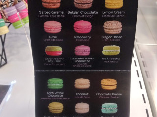 Le Macaron French Pastries