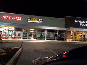 Jet's Pizza