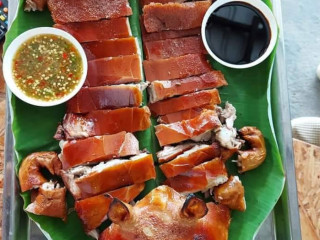 หมูหันเพิ่มพูล