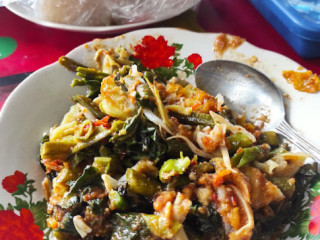 Warung Pecel Yu Tin