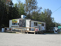 Lumpy's Eats And Treats Chipstand