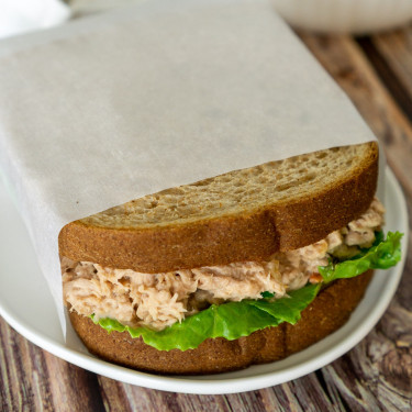 Børnetunsalatsandwich