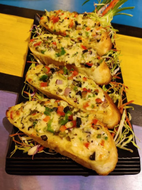 Exotic Garlic Bread With Cheese Veggies (4 Pcs)