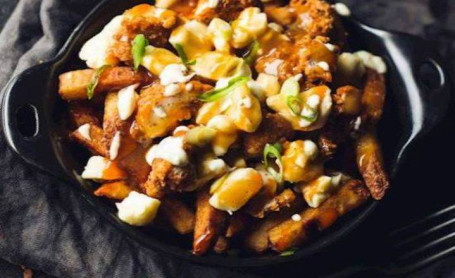 Poutine Poulet Buffalo/ Kylling Buffalo Poutine