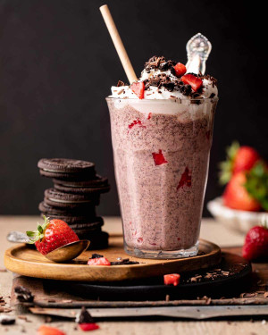 Læsset Milkshake (Banana Split Eller Oreo Hindbær)