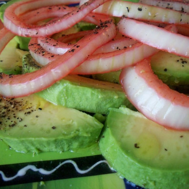 Avocado Salat