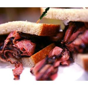 Hot Pastrami Sub